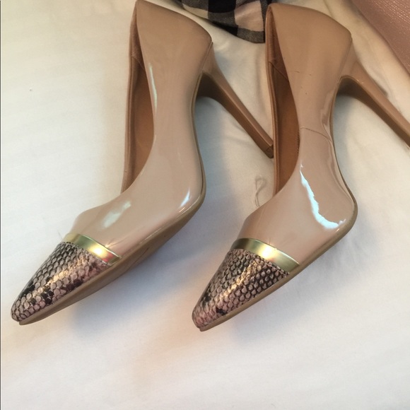 ♦️SOLD♦️ NEW Christian Siriano nude Heels - Picture 4 of 5